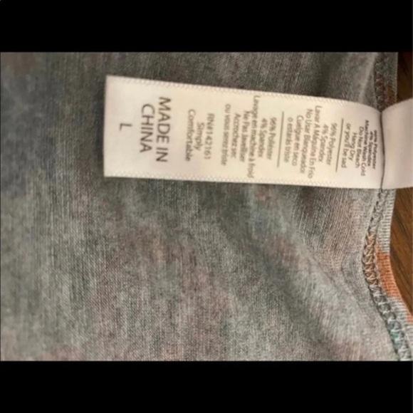 Lularoe Gray Floral Classic Tee Large NWT - Picture 7 of 8